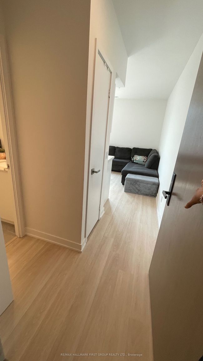 1022 - 30 Tretti Way, Condo with 1 bedrooms, 1 bathrooms and null parking in North York ON | Image 8