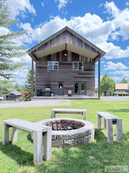 4419 Two Top Rd, Island Park, ID, 83429-5033 | Card Image