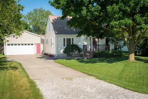4651 Monitor Rd, Bay City, MI, 48706-9203 | Card Image