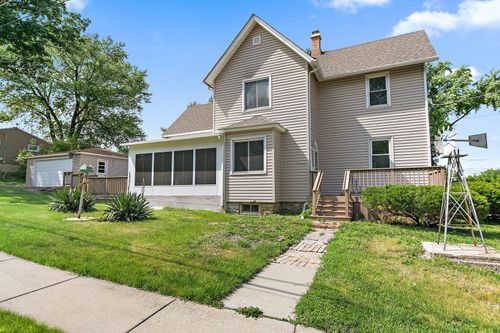 300 Stone St, South Elgin, IL, 60177-1546 | Card Image