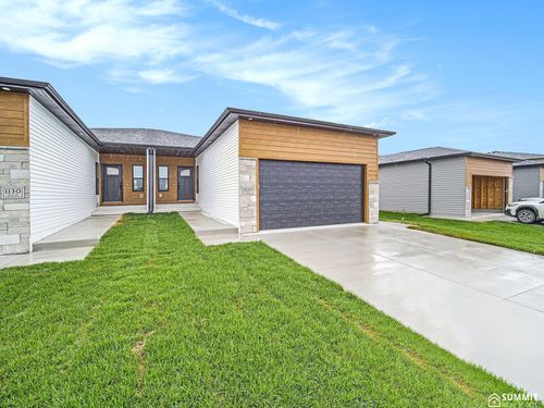 1120 Titan Dr, Hickman, NE, 68372-9750 | Card Image
