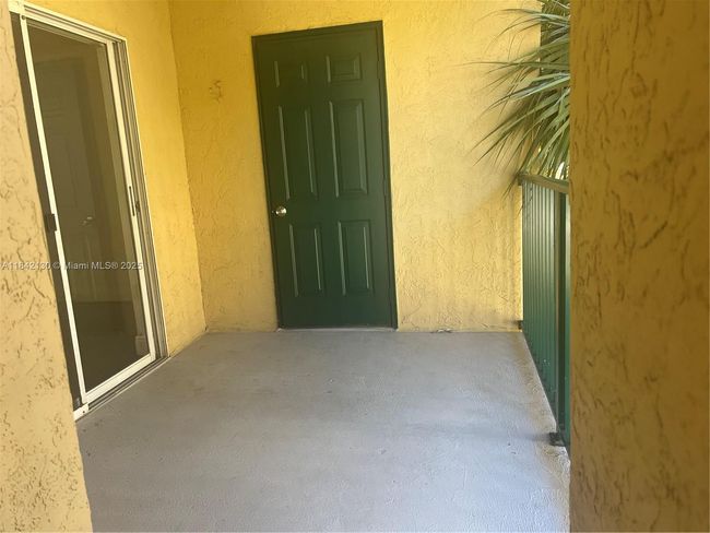 APT-421 - 949 Riverside Dr, Condo with 1 bedrooms, 1 bathrooms and null parking in Coral Springs FL | Image 6
