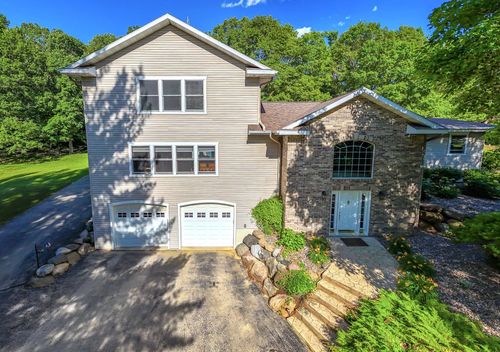 N2310 Wenham Rd, Fort Atkinson, WI, 53538-9043 | Card Image