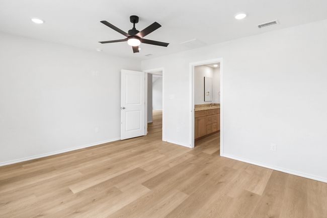 808 Bell St, House other with 4 bedrooms, 2 bathrooms and null parking in Coleman TX | Image 9