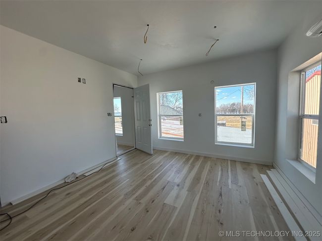 13870 Sherry Ln, House other with 5 bedrooms, 3 bathrooms and null parking in Kingston OK | Image 6