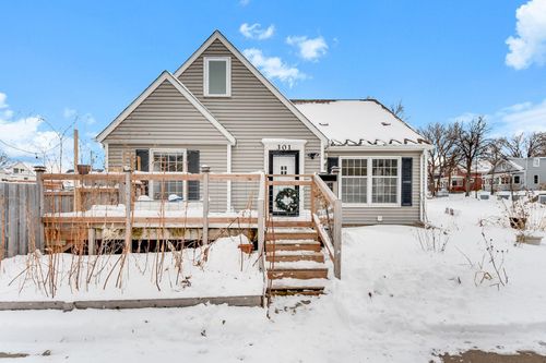 301 E 40th Street, Minneapolis, MN, 55409 | Card Image