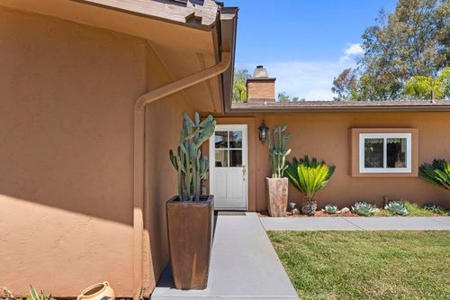 30265 Miller Rd, Valley Center, CA, 92082-5953 | Card Image