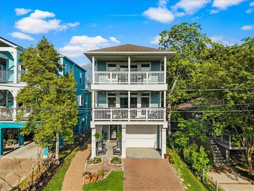 115 Pine Rd, Clear Lake Shores, TX, 77565-2318 | Card Image