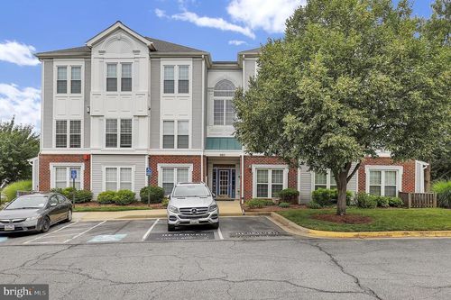 1-9801 Feathertree Ter, Gaithersburg, MD, 20886-6358 | Card Image