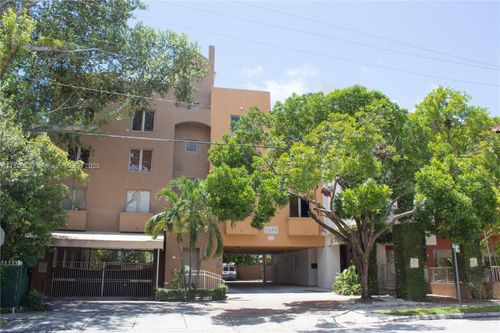 apt-18-2630 Sw 28th St, Miami, FL, 33133-3869 | Card Image