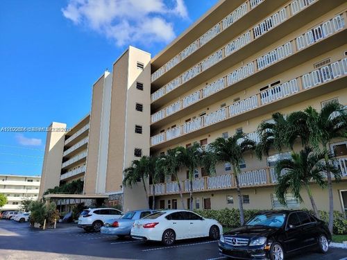 607-319 Ne 14th Ave, Hallandale Beach, FL, 33009-7453 | Card Image