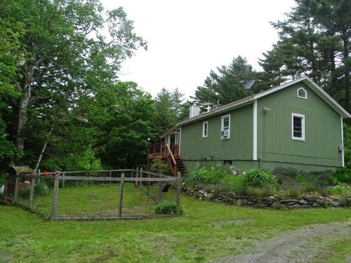 283 Wrights Mountain Rd, Bradford, VT, 05033-8138 | Card Image