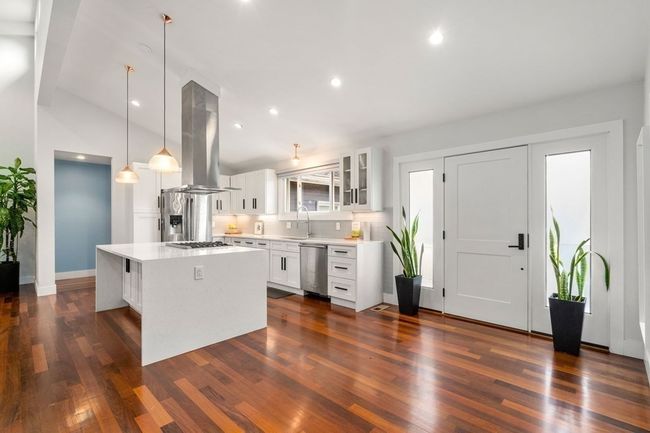 1106 Edgell Rd, House other with 4 bedrooms, 4 bathrooms and 2 parking in Framingham MA | Image 6