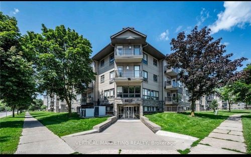 208-1 Jacksway Cres, London, ON, N5X3T5 | Card Image