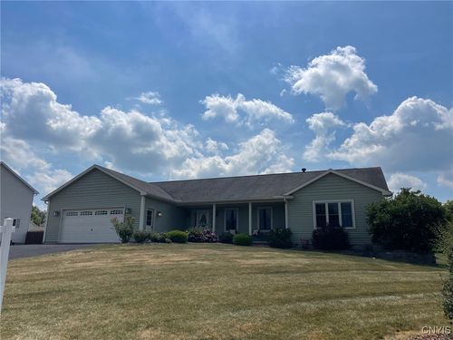 124 Willow Tree Ter, Oneida, NY, 13421-1818 | Card Image