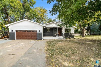 2304 Kiwanis Ave, House other with 3 bedrooms, 1 bathrooms and null parking in Sioux Falls SD | Image 2