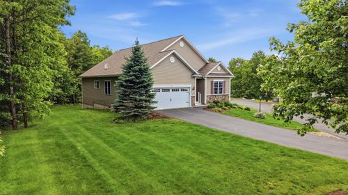 26 Pepper Hill Rd, Londonderry, NH, 03053-3480 | Card Image