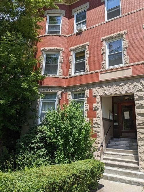 3-187 Winthrop Rd, Brookline, MA, 02445 | Card Image