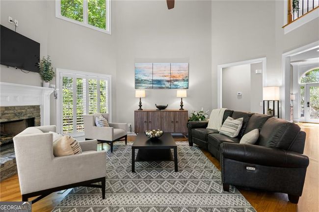 405 Joanna Tae Ct, House other with 5 bedrooms, 5 bathrooms and 3 parking in Alpharetta GA | Image 11