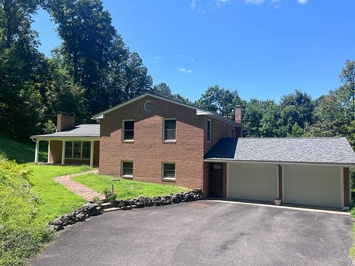 56 Gary Ln, Indiana, PA, 15701-8796 | Card Image