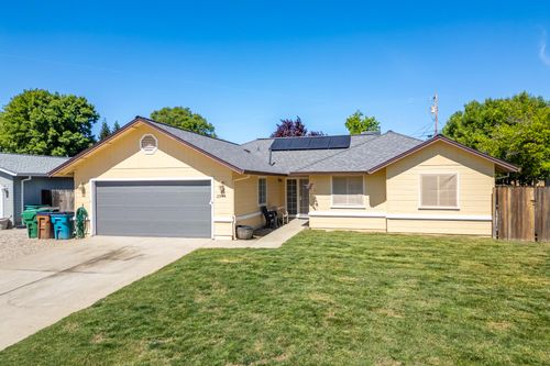 2944 Silo Ct, Anderson, CA, 96007-3673 | Card Image