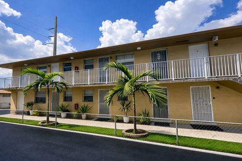 715 W 29th Street, Hialeah, FL,  | Card Image
