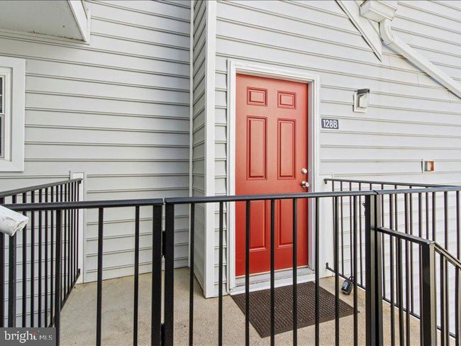 APT-128 - 14067 Vista Dr, Condo with 2 bedrooms, 2 bathrooms and null parking in LAUREL MD | Image 12