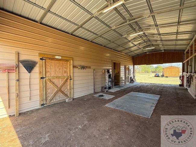 6123 Fm 1701, Home with 3 bedrooms, 3 bathrooms and null parking in Avery TX | Image 25