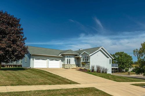 1227 3rd St N, Monroe, WI, 53566-9296 | Card Image