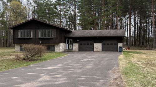 E5663 Newport St, Ironwood, MI, 49938-9630 | Card Image