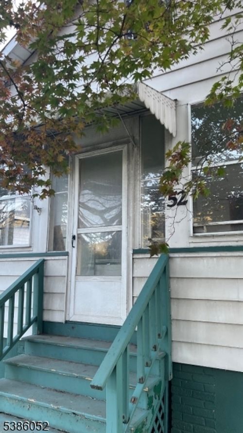 52 W Union Tpke, Wharton, NJ, 07885-1758 | Card Image