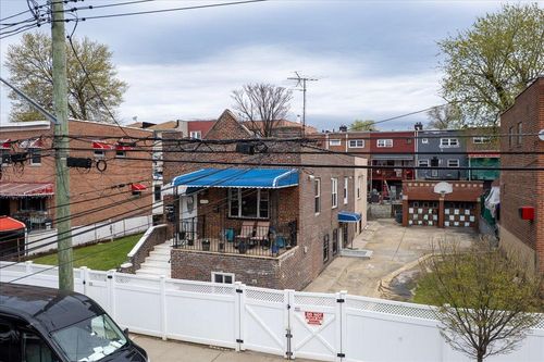 1021 E 213th #2 Street, New York, NY, 10469 | Card Image