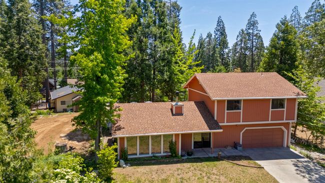 24315 Sugar Pine Rd, House other with 3 bedrooms, 3 bathrooms and 2 parking in Twain Harte CA | Image 37