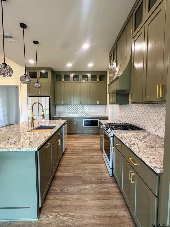 12301 Harlon St, House other with 4 bedrooms, 3 bathrooms and null parking in Flint TX | Image 10