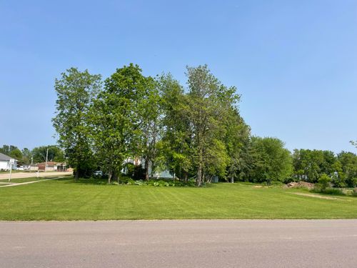 1 Main St, CAMP DOUGLAS, WI, 54618 | Card Image