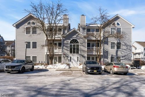 69 Genoble Rd, Montville, NJ, 07045-9177 | Card Image