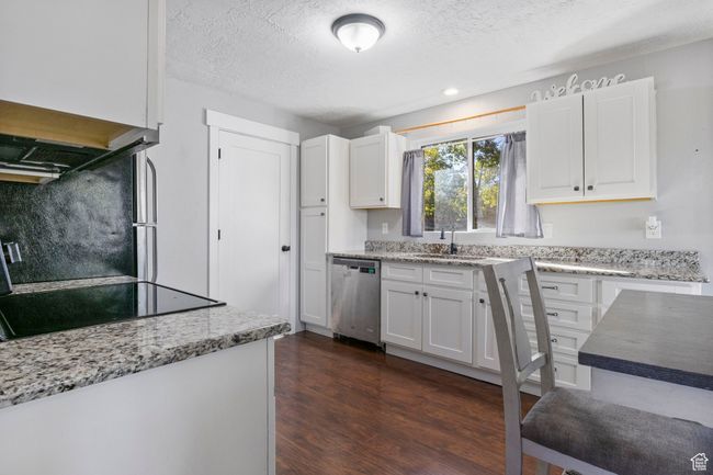 180 N 200 E, House other with 3 bedrooms, 1 bathrooms and 10 parking in Mona UT | Image 4