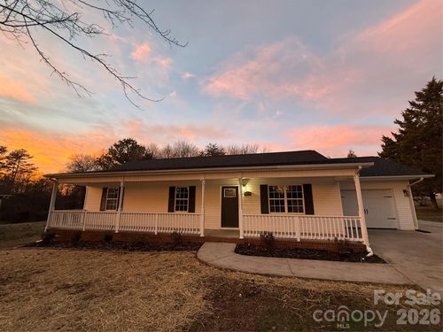 2109 Kyle Ct Se, Conover, NC, 28613-9278 | Card Image