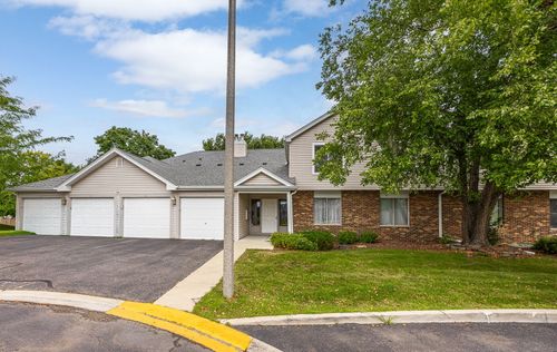 101-7020 Remington Ct, Woodridge, IL, 60517-2131 | Card Image