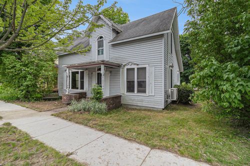 718 Forest Ave, Frankfort, MI, 49635-9041 | Card Image