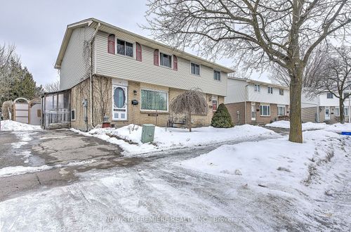 34 Rosamond Cres, London, ON, N6E2M8 | Card Image