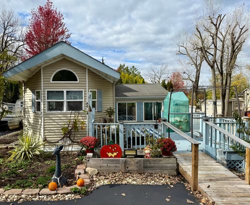 64 Fossil Ridge Rd, Wilmington, IL, 60481-8550 | Card Image