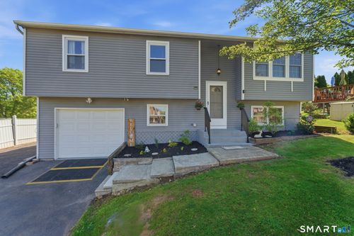 86 Hitchcock Dr, Meriden, CT, 06450-7243 | Card Image