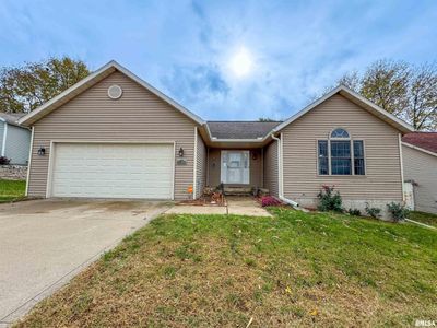 1706 Jessica Court, House other with 4 bedrooms, 3 bathrooms and null parking in Pekin IL | Image 1