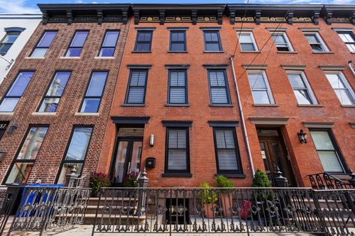 735 Bloomfield St, Hoboken, NJ, 07030-5007 | Card Image