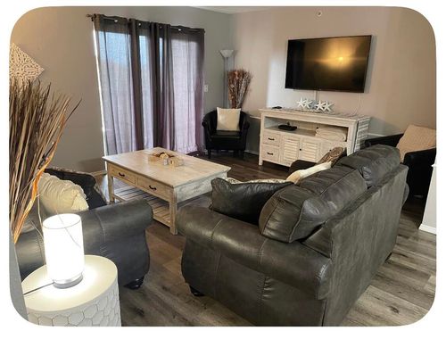 3-2907 Vineyards Pkwy, Branson, MO, 65616-4406 | Card Image