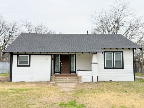 326 W Rainey St, Sherman, TX, 75090-8616 | Card Image