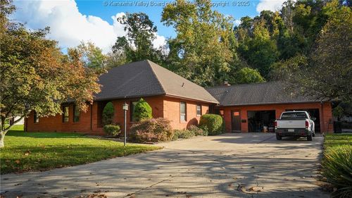 505 Whitaker Blvd W, Huntington, WV, 25701-4601 | Card Image