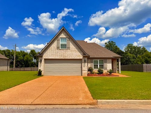 3020 Makenlee St, Southaven, MS, 38672-1008 | Card Image