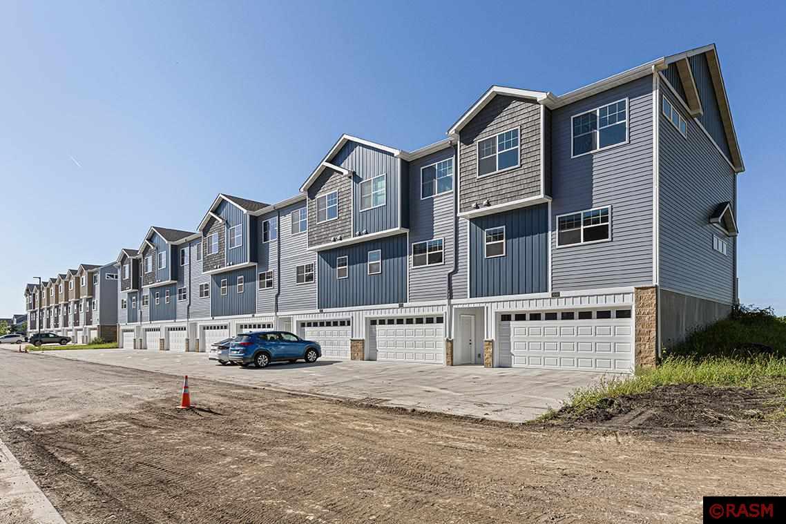 Bluestem Trl, Mankato, MN 56001